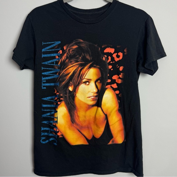 SHANIA TWAIN | Short Sleeve Graphic Black Tee Glitter & Leopard Women’s Size S - Picture 1 of 5